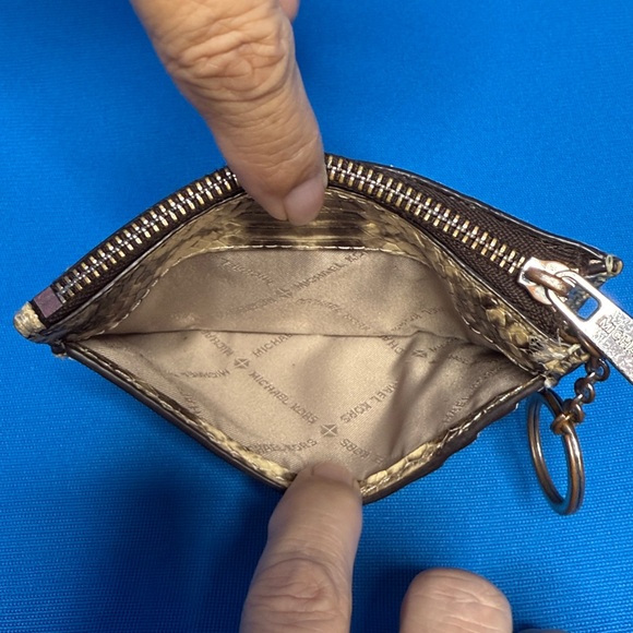 MICHAEL KORS MK FULTON SNAKE PRINT COIN POUCH ZIP WALLET / KEYCHAIN ID CARD CASE - Picture 16 of 16